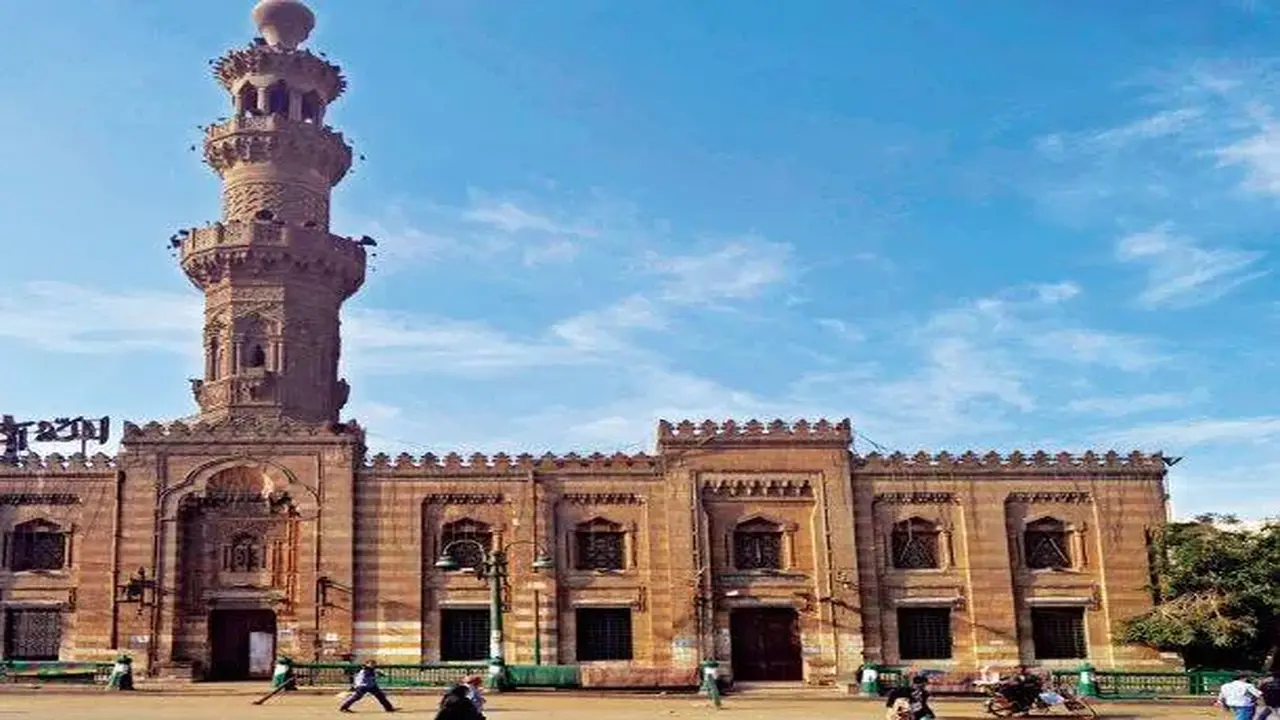 خطة مصرية موسعة لترميم المساجد والمقامات التاريخية في قلب القاهرة
